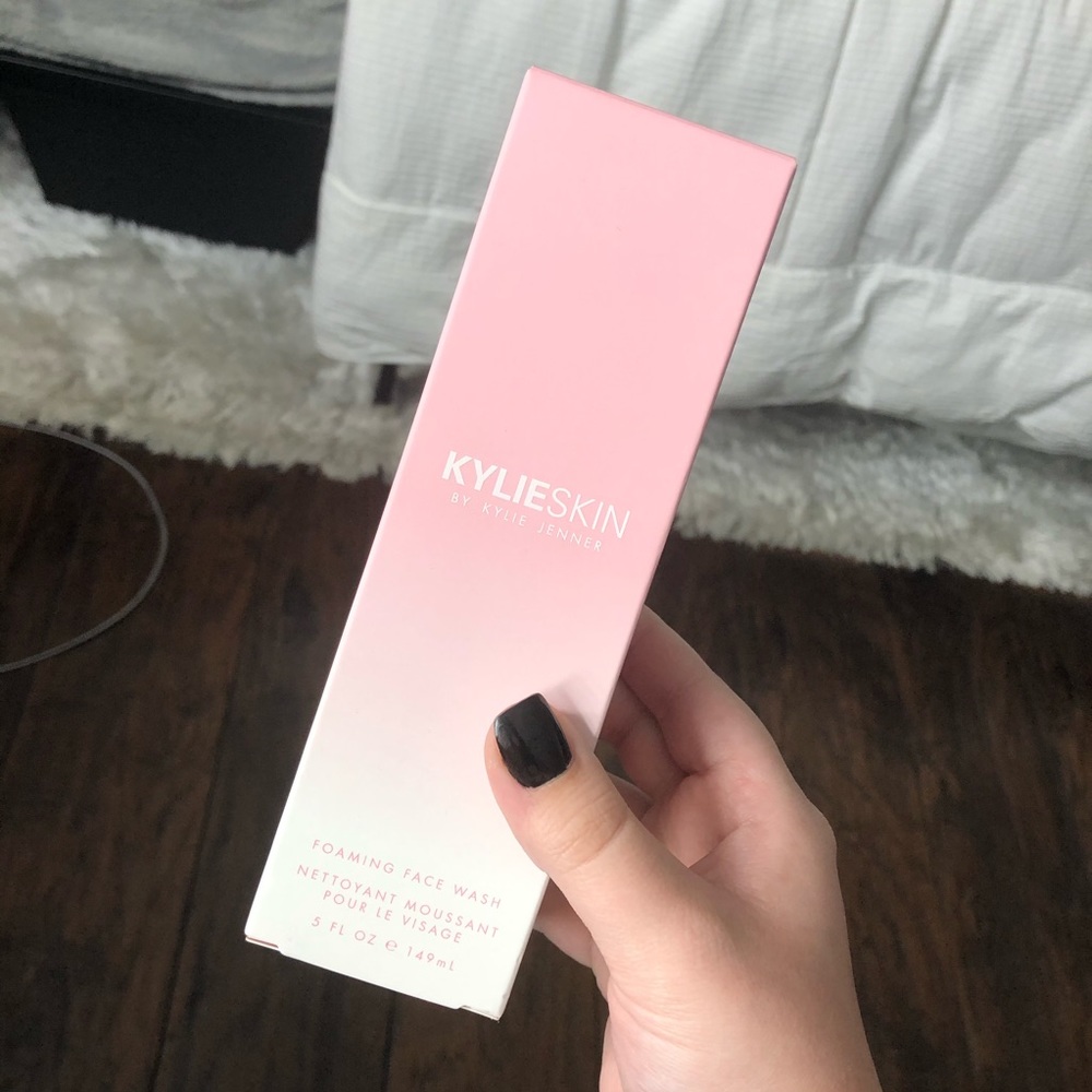 Kylie Skin Foaming Face Wash